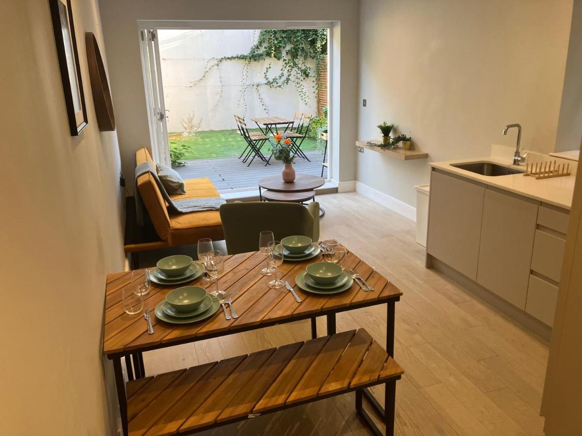 Spectacular 2 Bed Apartment With Lovely Terrace - 1 The Southwell London Bagian luar foto